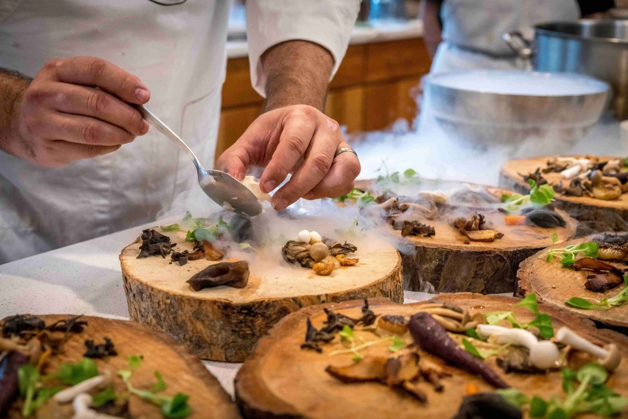 Hochzeit im Restaurant feiern: Die 4 besten kulinarischen Adressen in München 1 Heiraten im Restaurant Muenchen