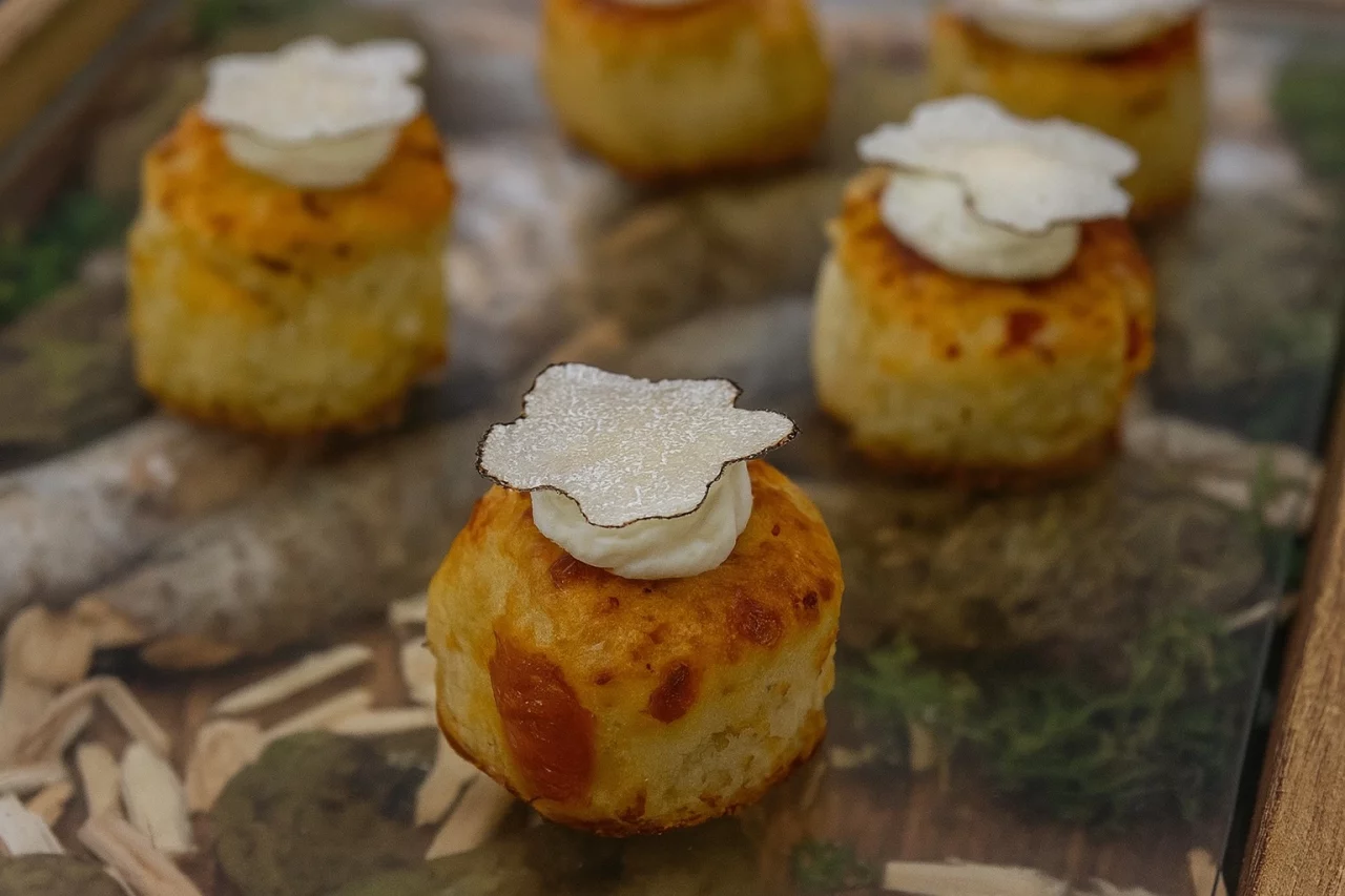 Focaccia Burrata Trüffel von CSL Catering München